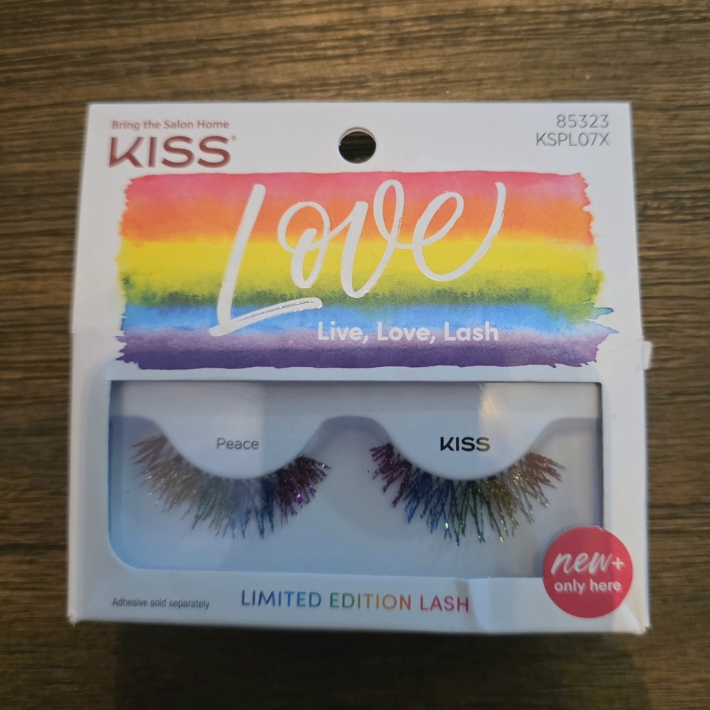 Kiss Multicolor Eyelashes